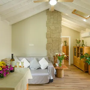 casa-la-canada-santiago-del-teide.in-canary-islands.com/
